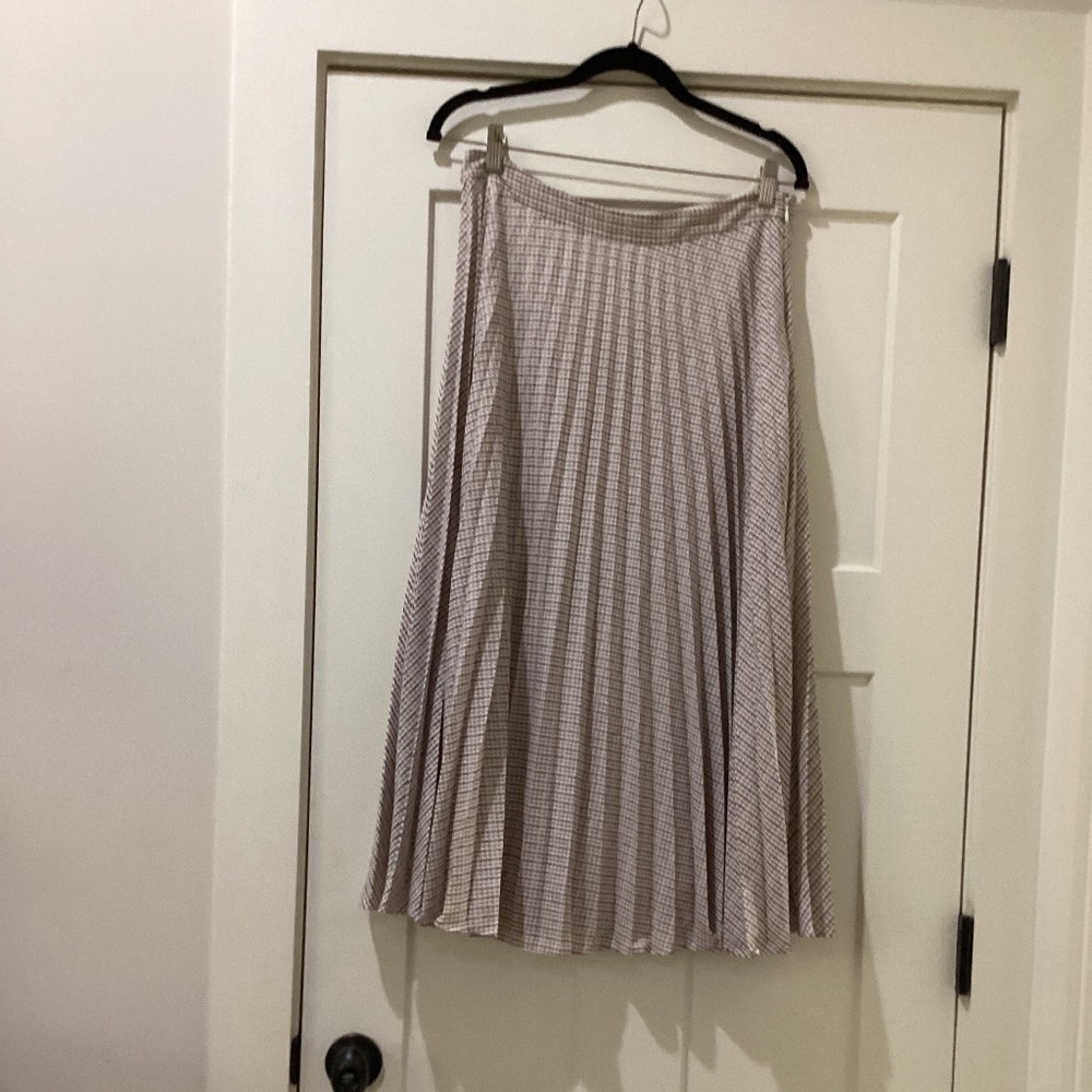 1 State Pleated Skirt